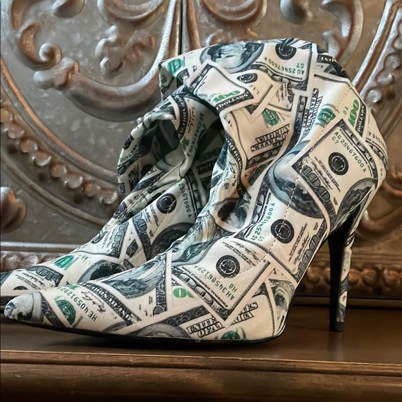 Stylish Money Print Women's Boots - Picture 1 of 4